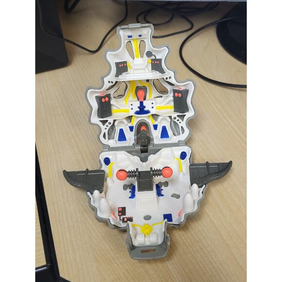 1992 Bluebird Mighty Max Terminates Wolfship 7 Doom Zones Loose Playset Toy - Picture 3 of 4